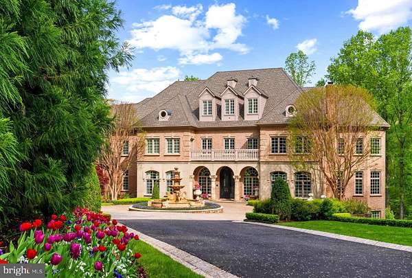 5.42 Acres of Land with Home for Sale in Great Falls, Virginia