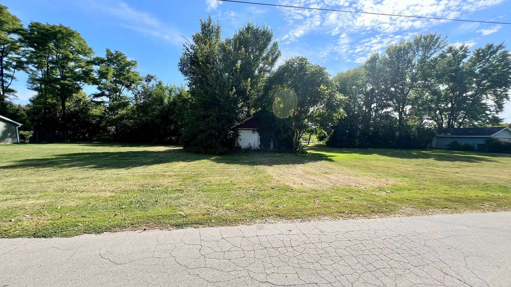 0.51 Acres of Residential Land for Sale in Marseilles, Illinois