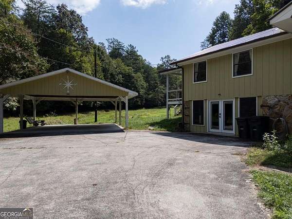 2.5 Acres of Land with Home for Sale in Mineral Bluff, Georgia