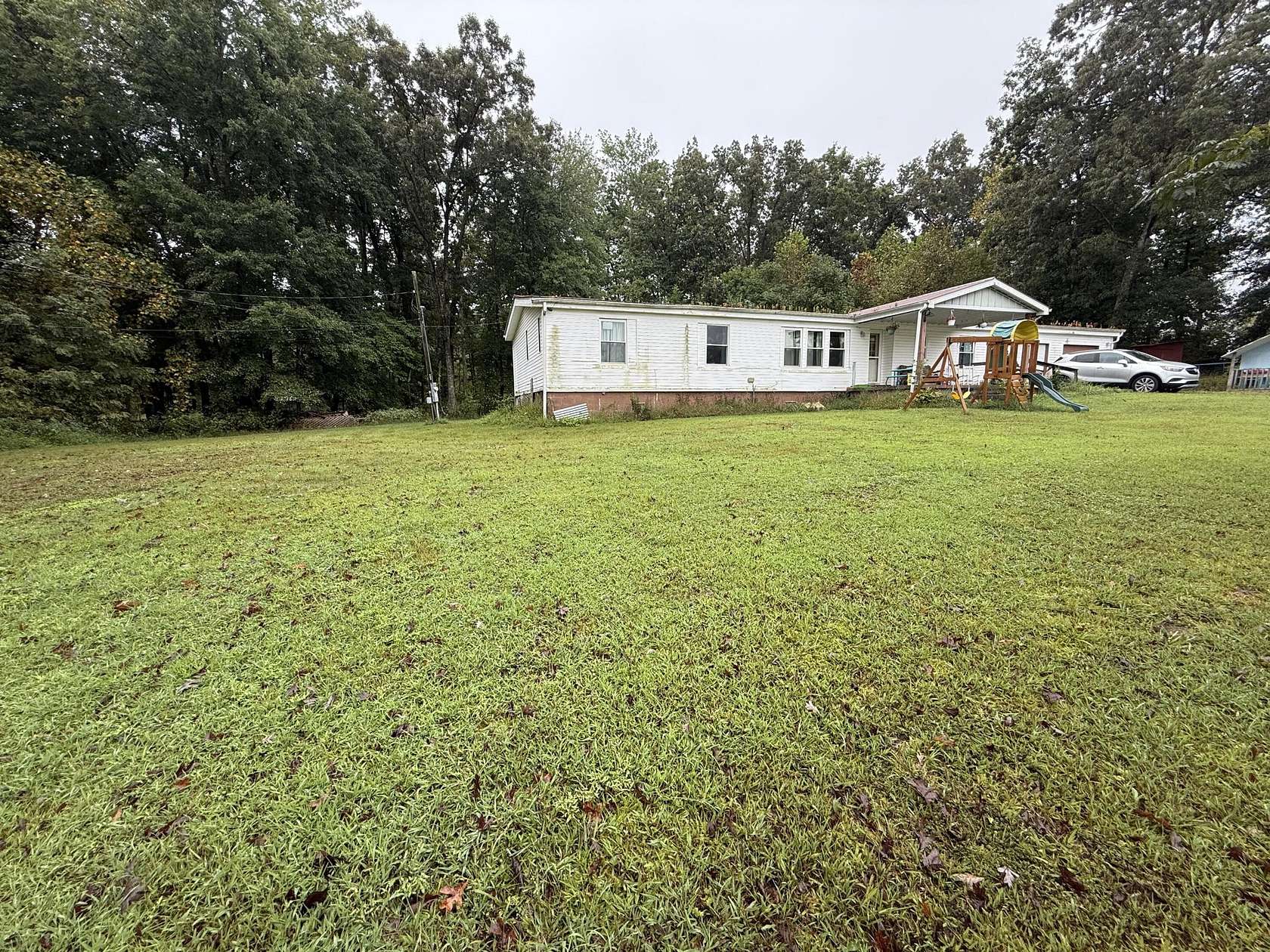 1.52 Acres of Residential Land with Home for Sale in Waynesburg, Kentucky