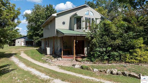 7 Acres of Land with Home for Sale in Franklin, Missouri