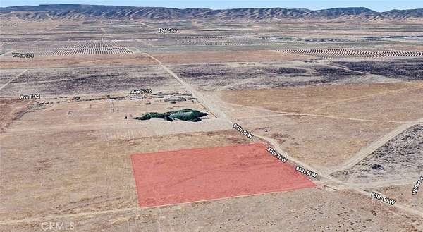 2.5 Acres of Land for Sale in Antelope Acres, California