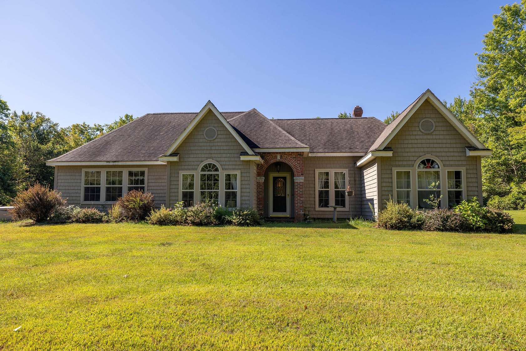 10 Acres of Residential Land with Home for Sale in Readfield, Maine