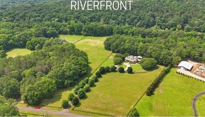 18.5 Acres of Land with Home for Sale in Kingston, Georgia