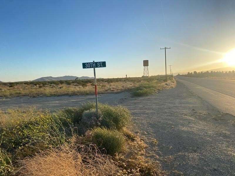 1.78 Acres of Residential Land for Sale in Mojave, California