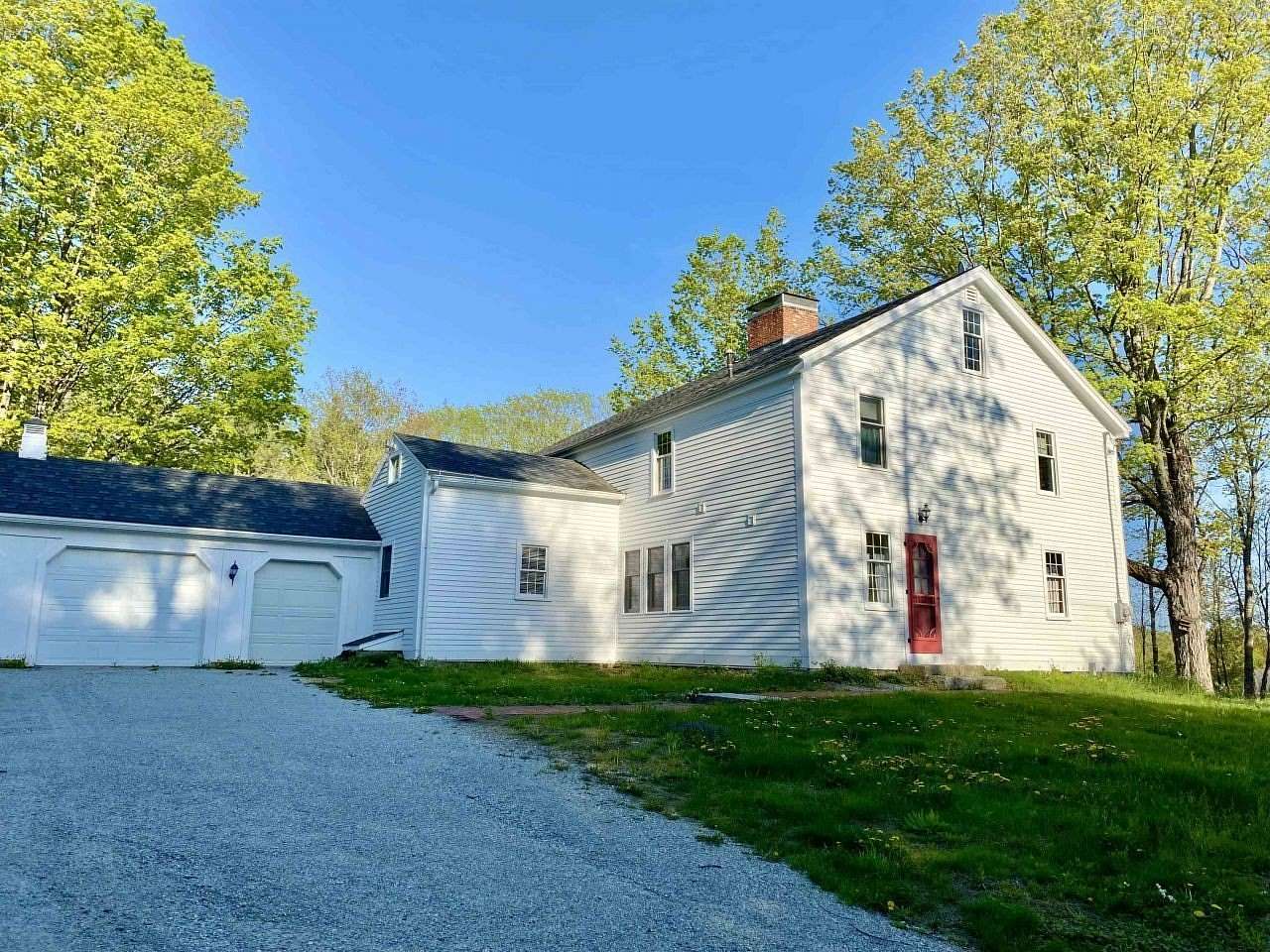 2.75 Acres of Residential Land with Home for Lease in Henniker, New Hampshire