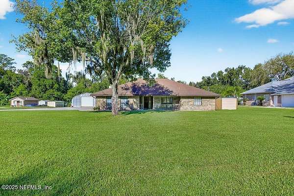 1.55 Acres of Residential Land with Home for Sale in Jacksonville, Florida