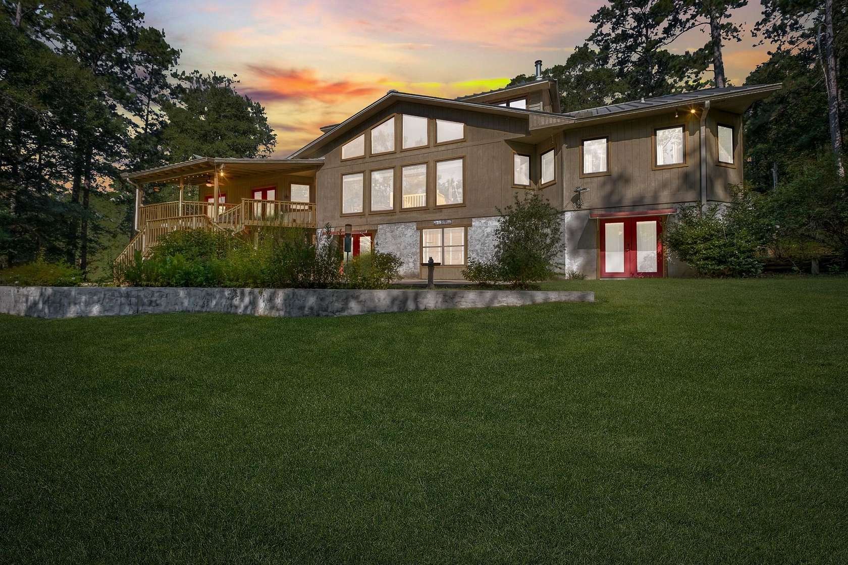 23 Acres of Land with Home for Sale in Quincy, Florida