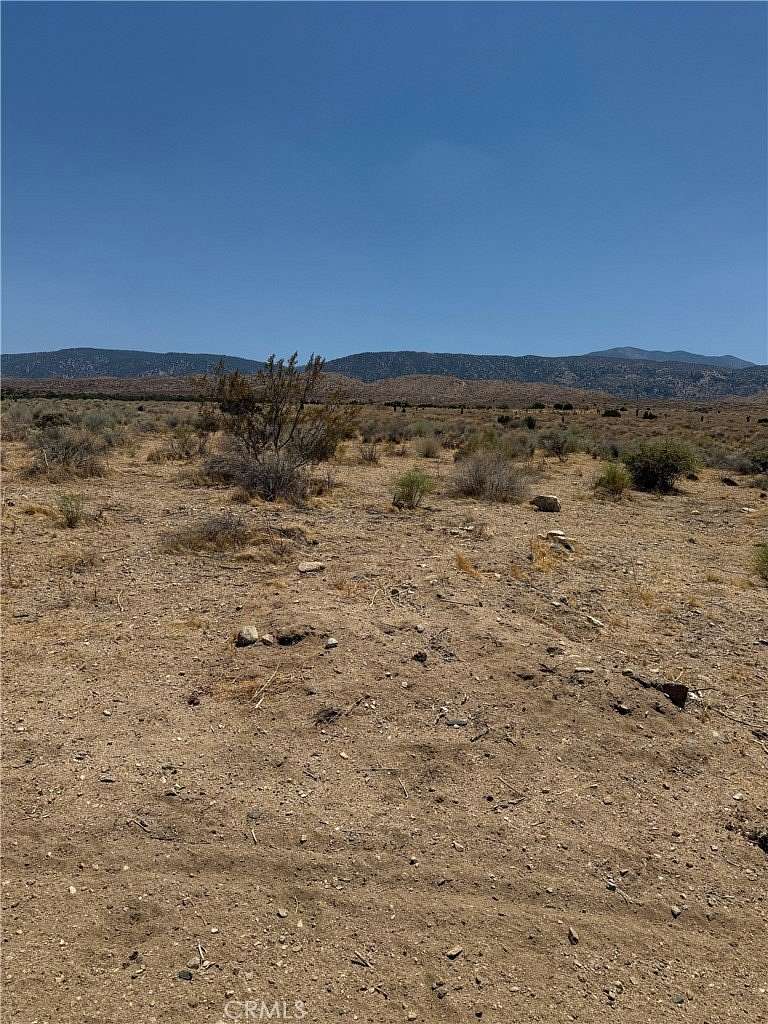 2.53 Acres of Land for Sale in Llano, California