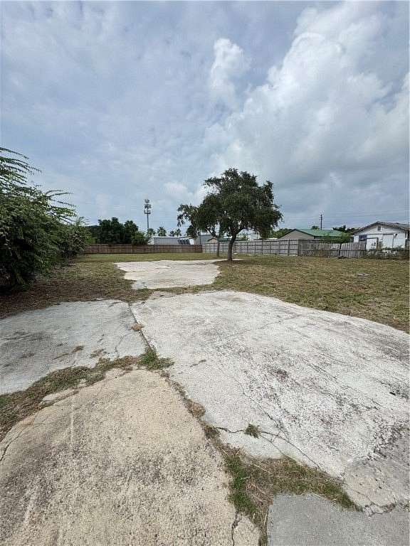 0.34 Acres of Residential Land for Sale in Corpus Christi, Texas