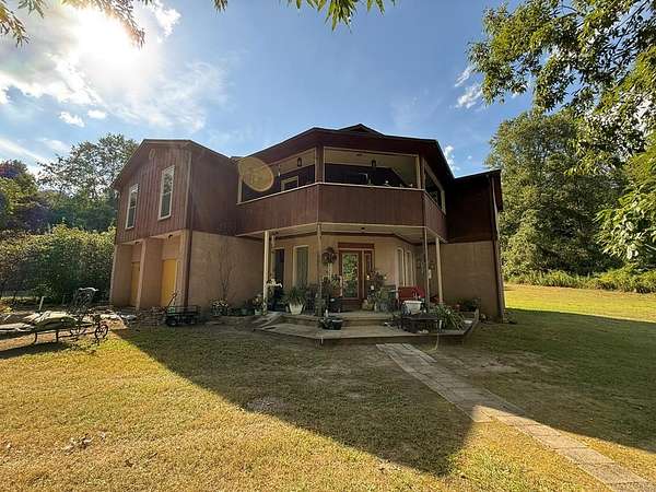 4.37 Acres of Residential Land with Home for Sale in Louisa, Kentucky