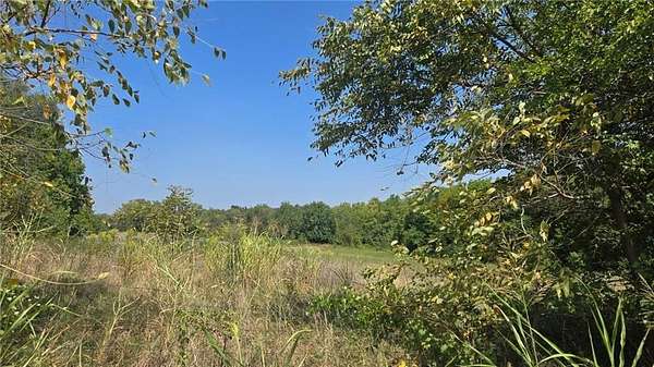 5.18 Acres of Residential Land for Sale in Oak Grove, Missouri