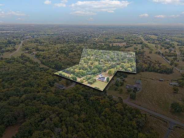 18 Acres of Land with Home for Sale in Murfreesboro, Tennessee