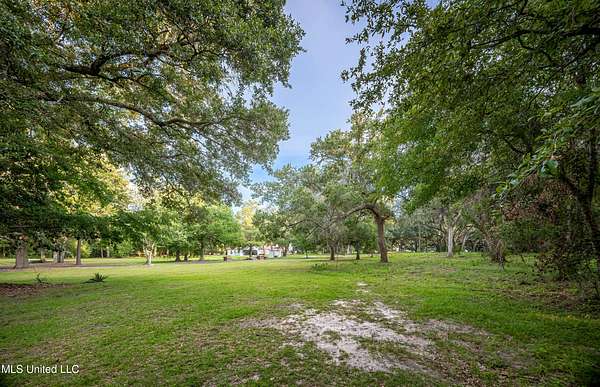 1 Acre of Residential Land for Sale in Ocean Springs, Mississippi