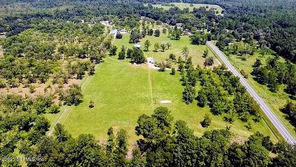 19.5 Acres of Land with Home for Sale in Hawthorne, Florida