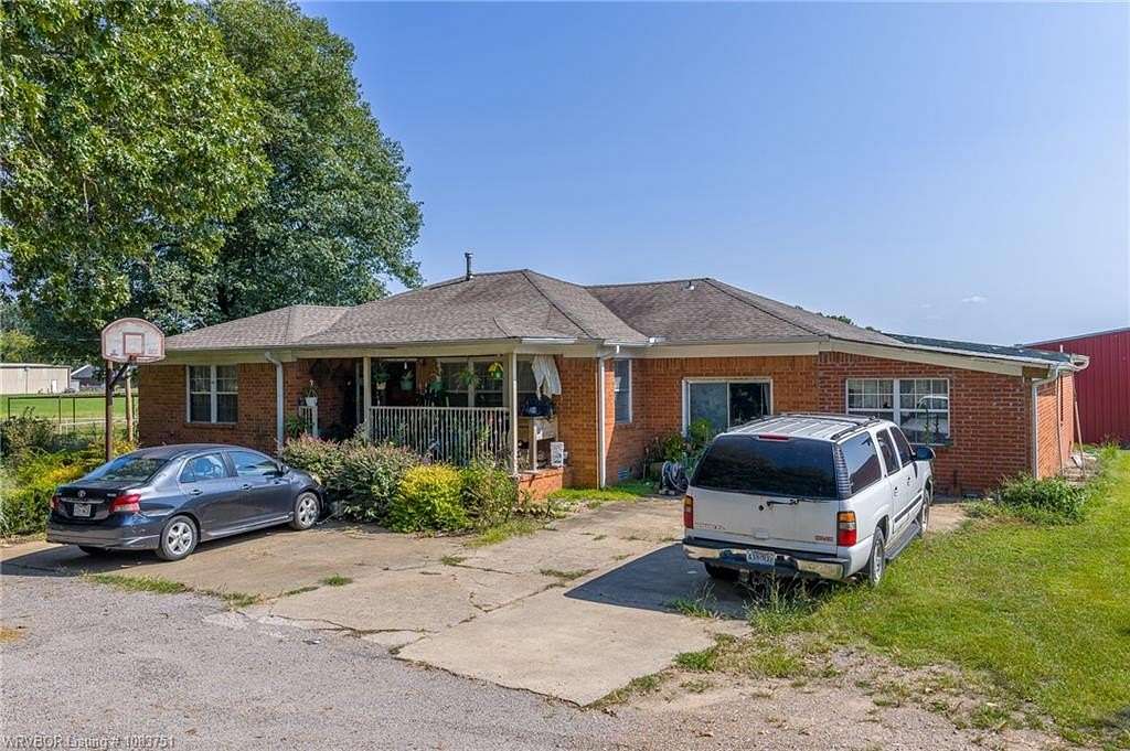 19.9 Acres of Land with Home for Sale in Dyer, Arkansas