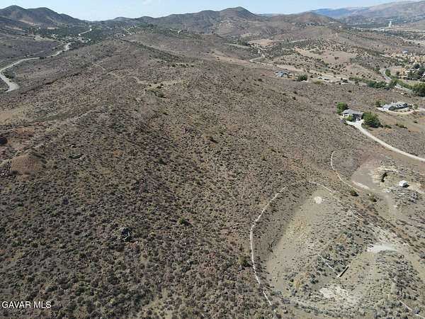 5 Acres of Land for Sale in Acton, California