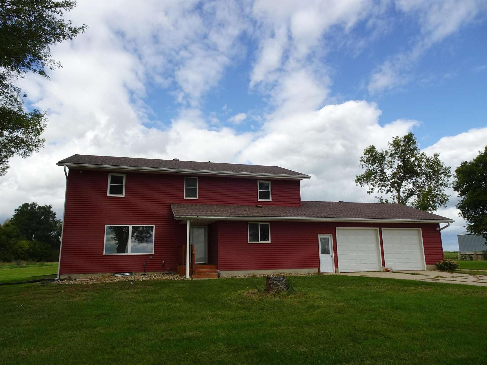 6.48 Acres of Residential Land with Home for Sale in Ashton, Iowa