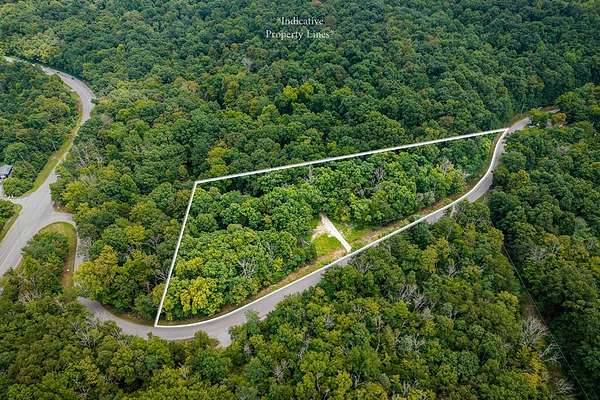 8.5 Acres of Residential Land for Auction in Sparta, Tennessee