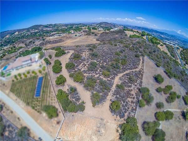 10 Acres of Land for Sale in Murrieta, California