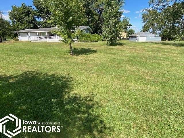 7 Acres of Residential Land with Home for Sale in Mount Pleasant, Iowa