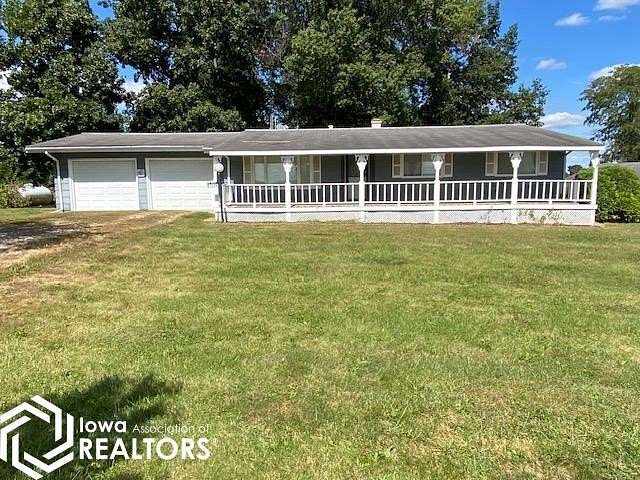 7 Acres of Residential Land with Home for Sale in Mount Pleasant, Iowa