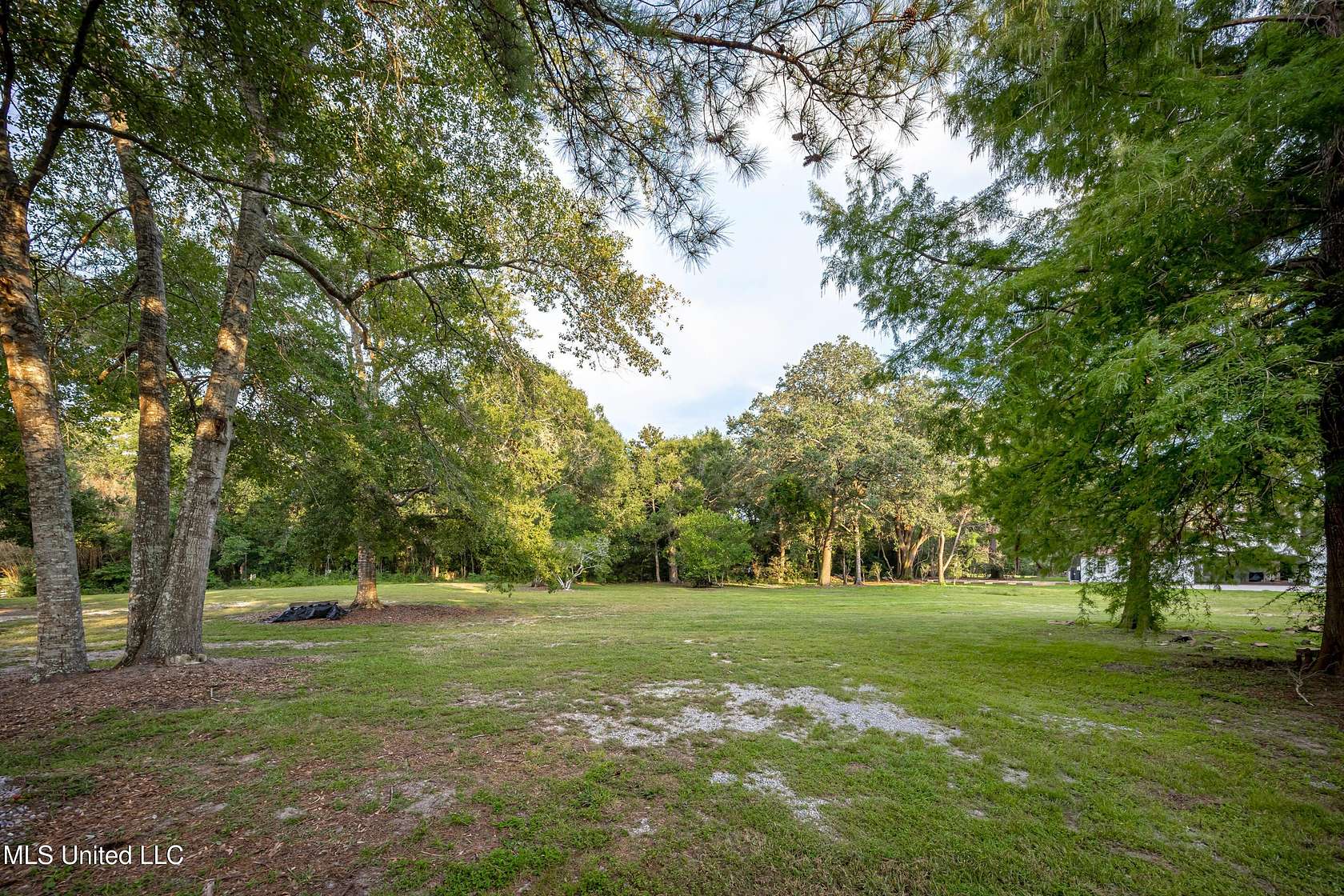 1.2 Acres of Residential Land for Sale in Ocean Springs, Mississippi