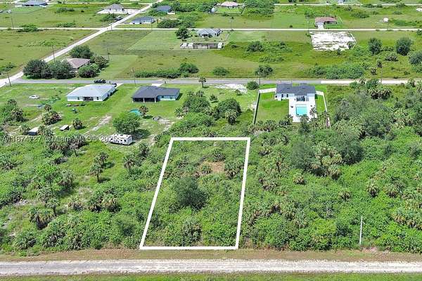 0.5 Acres of Residential Land for Sale in Lehigh Acres, Florida