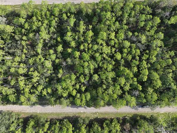 0.23 Acres of Residential Land for Sale in Citrus Springs, Florida