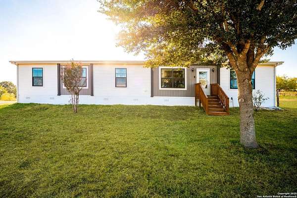 2.1 Acres of Residential Land with Home for Sale in Stockdale, Texas