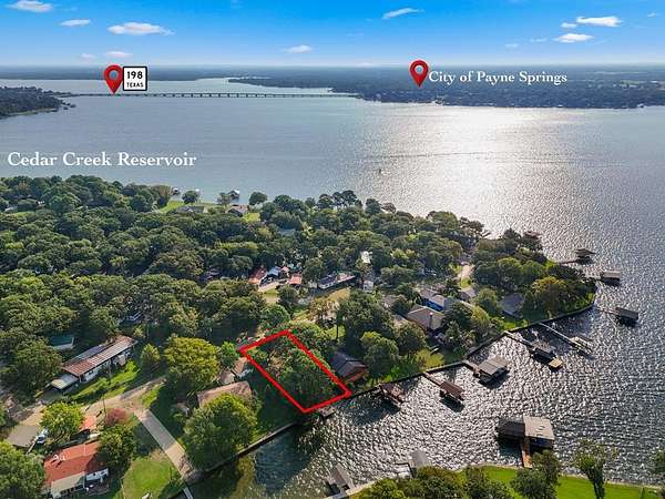 0.16 Acres of Land for Sale in Gun Barrel City, Texas