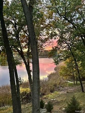 0.58 Acres of Residential Land for Sale in Bloomfield Township, Michigan