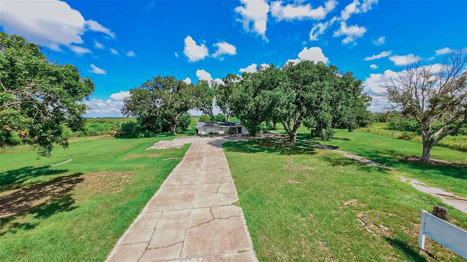 8 Acres of Commercial Land for Sale in Lake Wales, Florida