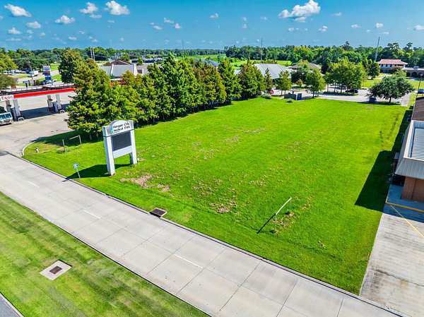 0.41 Acres of Commercial Land for Sale in Morgan City, Louisiana