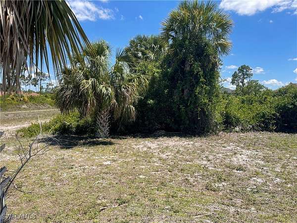 0.25 Acres of Residential Land for Sale in Lehigh Acres, Florida