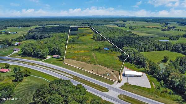 48 Acres of Land for Sale in Jamestown, Tennessee