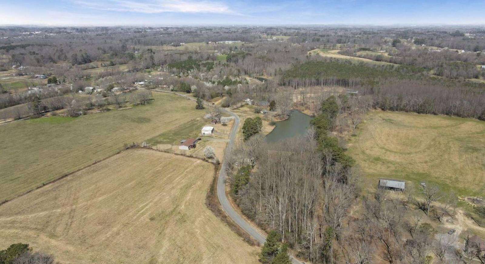 17.6 Acres of Land for Sale in Arab, Alabama