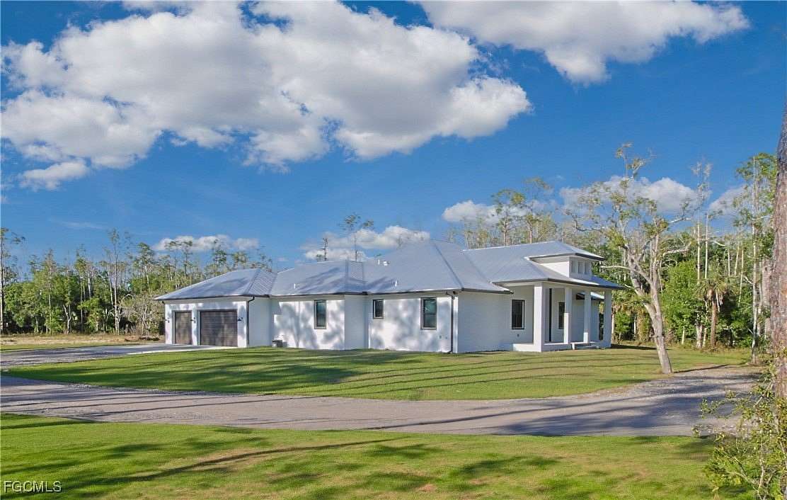 10.8 Acres of Land with Home for Sale in Alva, Florida