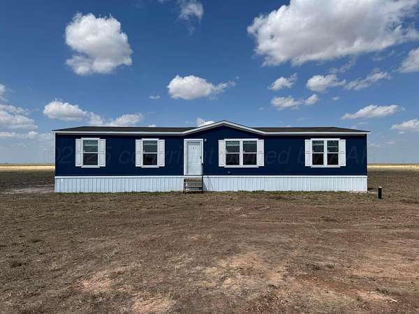 5 Acres of Residential Land with Home for Sale in Amarillo, Texas