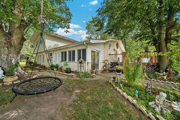 15 Acres of Land with Home for Sale in Monee, Illinois