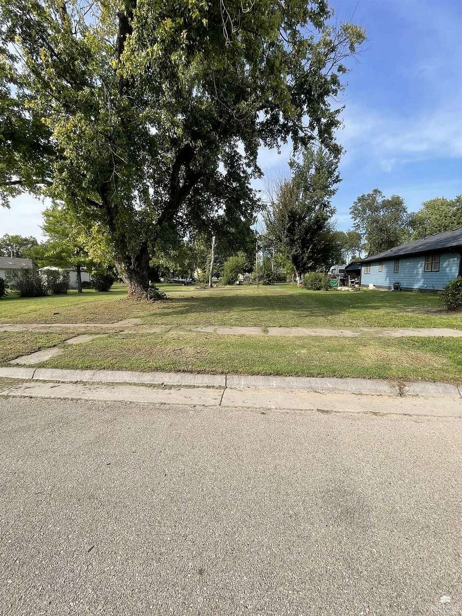0.17 Acres of Residential Land for Sale in Chapman, Kansas