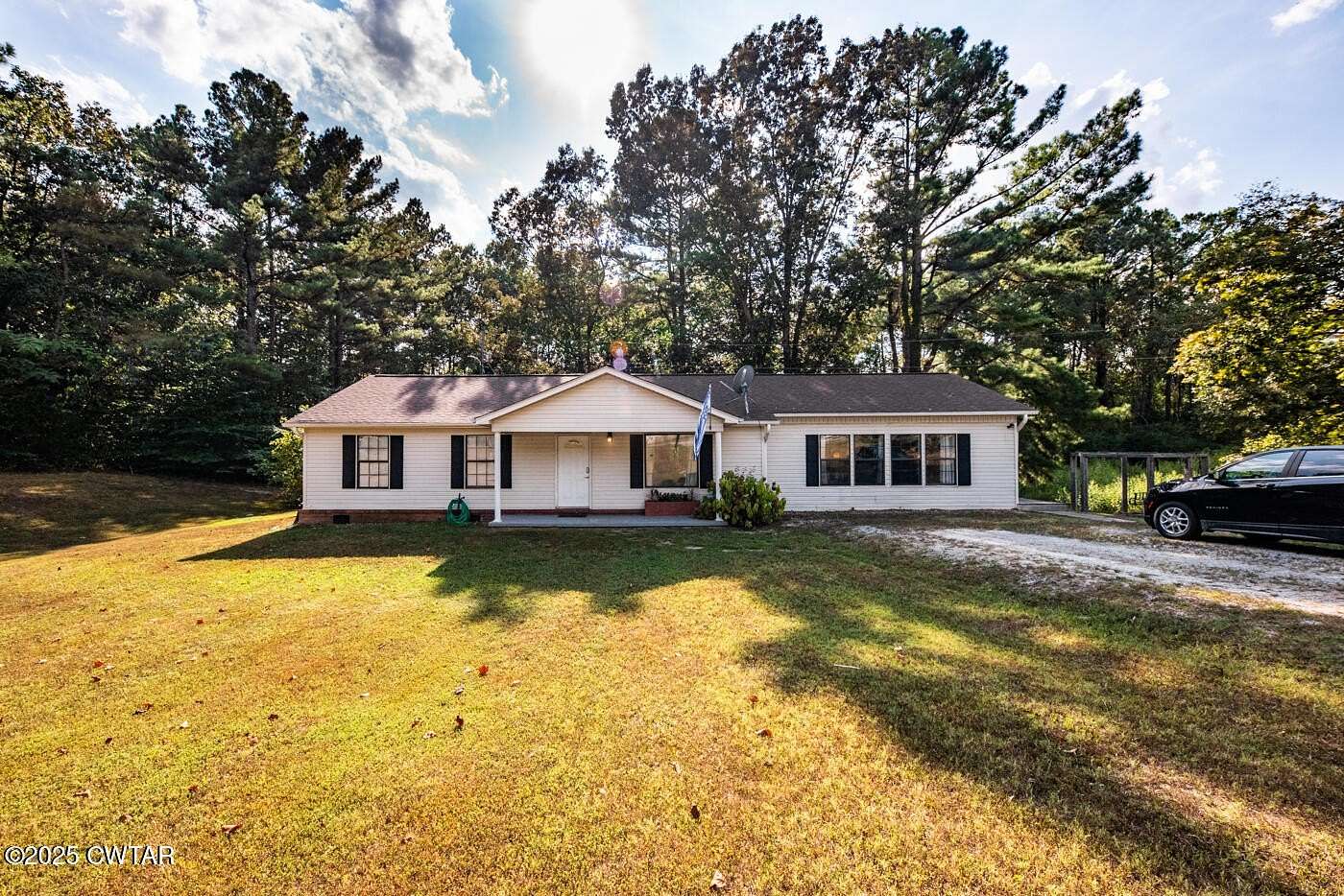 2 Acres of Residential Land with Home for Sale in Huron, Tennessee