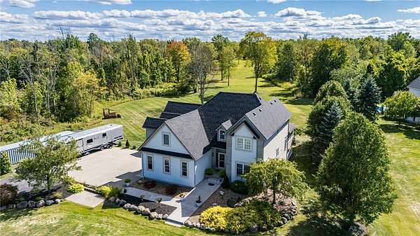 10.6 Acres of Land with Home for Sale in Parma Town, New York