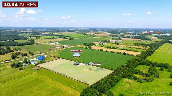 10 Acres of Improved Mixed-Use Land for Sale in Versailles, Missouri