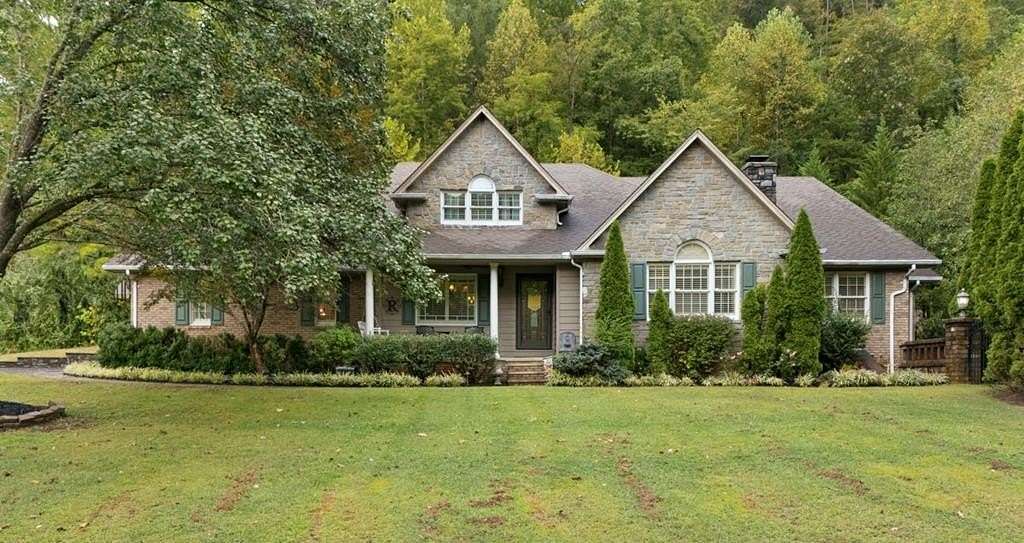 7.5 Acres of Land with Home for Sale in Leburn, Kentucky