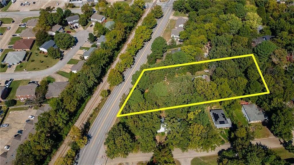 0.74 Acres of Residential Land for Sale in Fayetteville, Arkansas