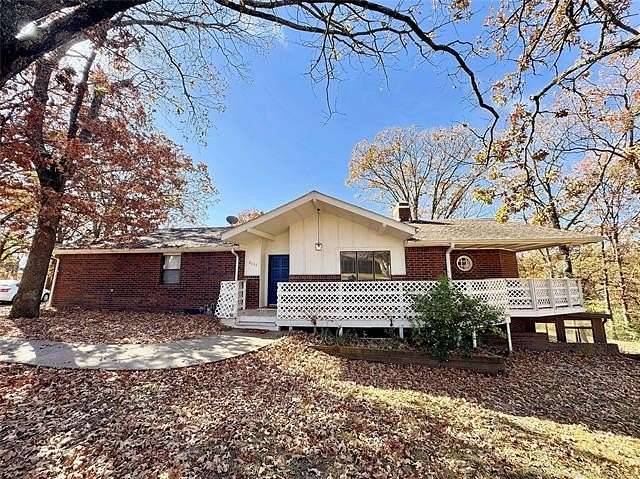 1.86 Acres of Residential Land with Home for Sale in Tahlequah, Oklahoma