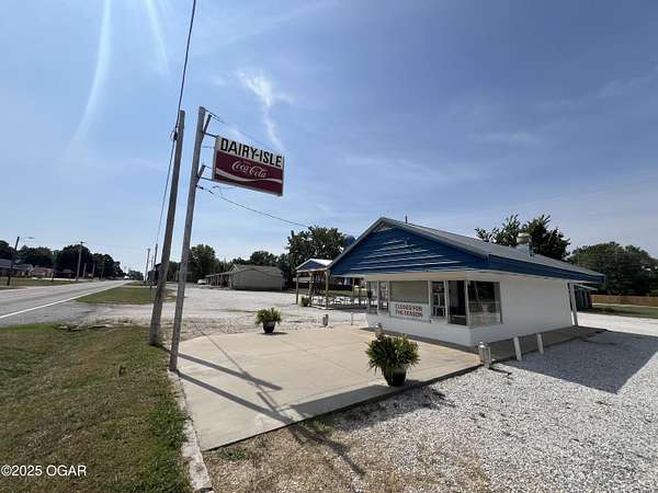 1 Acre of Improved Commercial Land for Sale in Greenfield, Missouri
