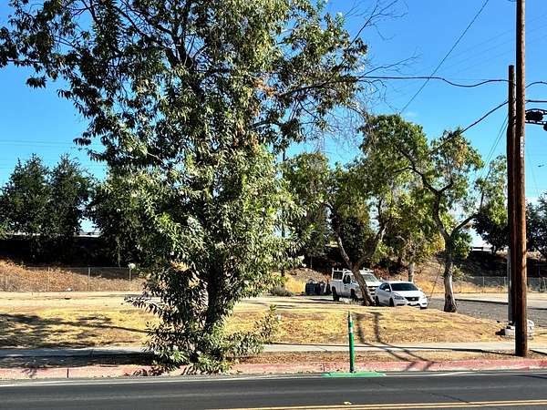 0.17 Acres of Residential Land for Sale in Fresno, California