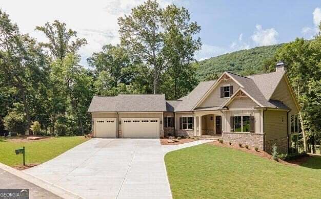 2.45 Acres of Residential Land with Home for Sale in Clarkesville, Georgia